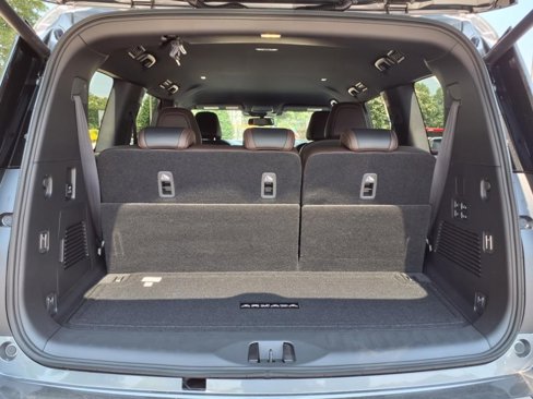 New 2025 Nissan Armada SL w/ Captain's Chari Seat Package image 5