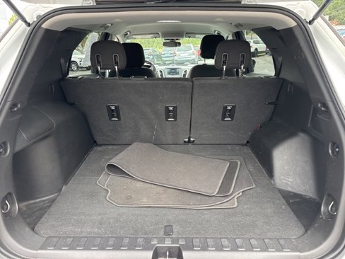 Used 2019 Chevrolet Equinox LT image 10