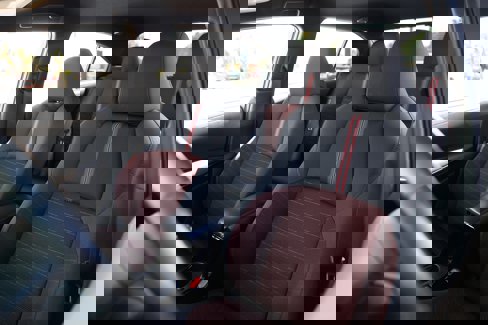 Used 2023 Toyota Corolla SE image 9