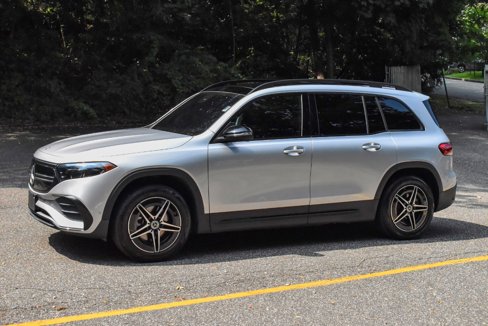 Used 2023 Mercedes-Benz EQB 300 4MATIC image 2