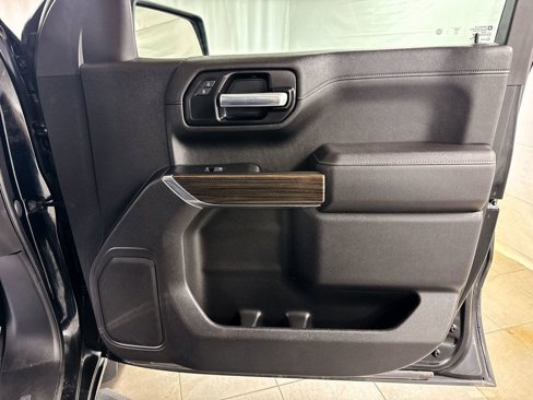 Used 2022 Chevrolet Silverado 1500 LT image 17