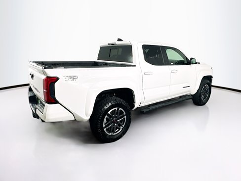 Used 2024 Toyota Tacoma TRD Sport image 9