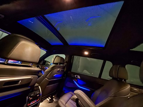 New 2026 BMW X7 M60i image 9