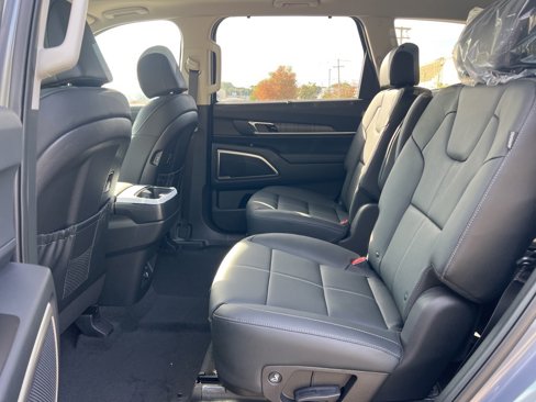 New 2025 Kia Telluride EX image 12