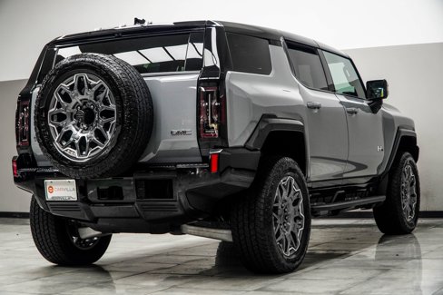 Used 2024 GMC Hummer EV 3X image 13