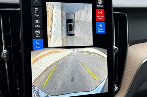 New 2026 Volvo XC60 T8 Plus w/ Climate Package image 17
