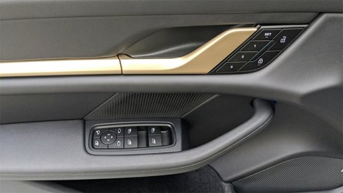 New 2025 Porsche Taycan 4S image 37