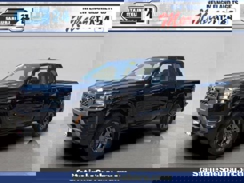 Used 2025 Nissan Frontier SV image 1