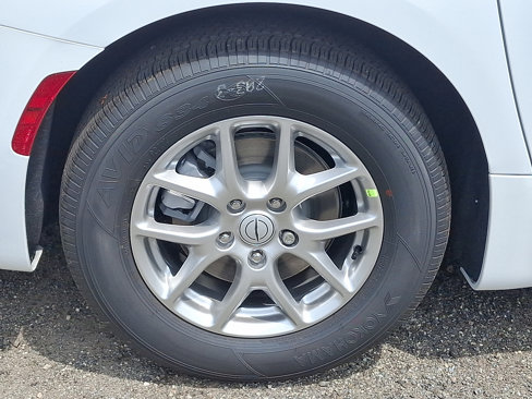 New 2026 Chrysler Pacifica Select image 5