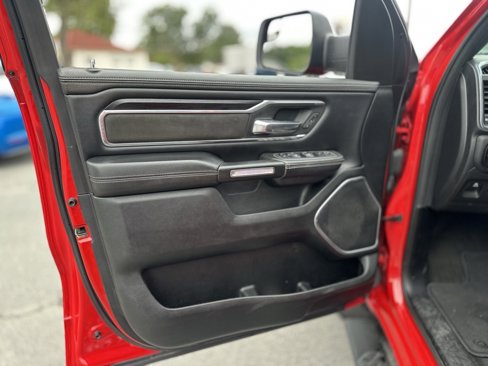 Used 2023 RAM 1500 Laramie image 25