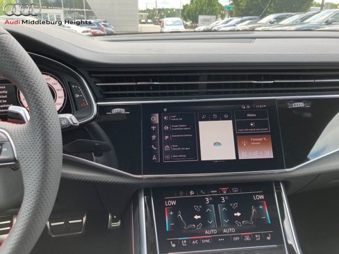 New 2025 Audi RS Q8 performance image 40