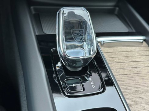 New 2026 Volvo XC60 B5 Ultra w/ Protection Package Premier image 32