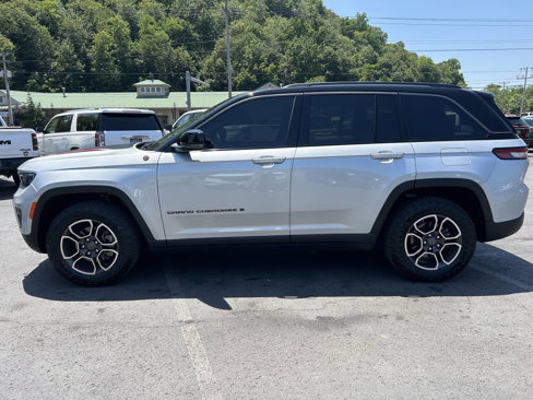 Used 2022 Jeep Grand Cherokee Trailhawk image 6