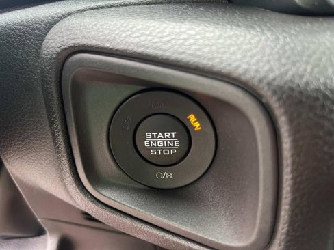 New 2025 Jeep Gladiator Sport image 12