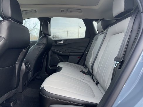 New 2025 Ford Escape SE w/ PHEV Premium Package image 11