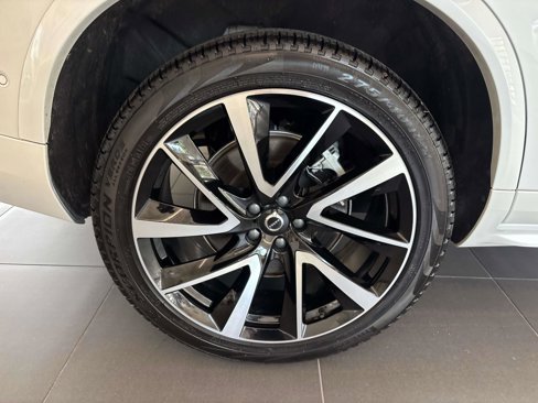 Used 2025 Volvo XC90 B5 Plus w/ Protection Package Premier image 29