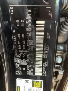 New 2025 Toyota Corolla Cross XLE image 32