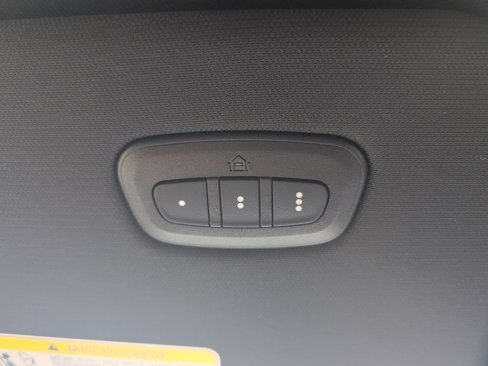 New 2025 RAM 1500 4x4 Crew Cab image 67