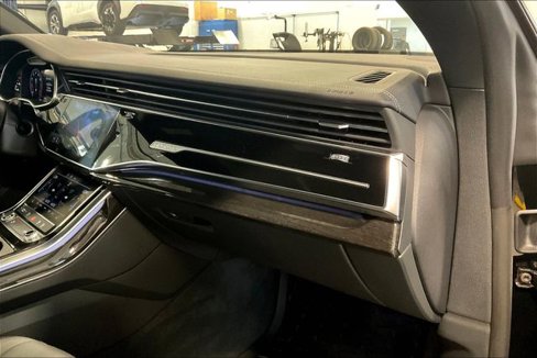 Certified 2025 Audi Q8 Premium image 16