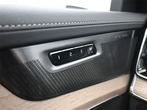 New 2026 Volvo XC90 B6 Plus w/ Protection Package Premier image 30