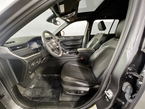 Used 2023 Jeep Grand Cherokee Altitude image 20