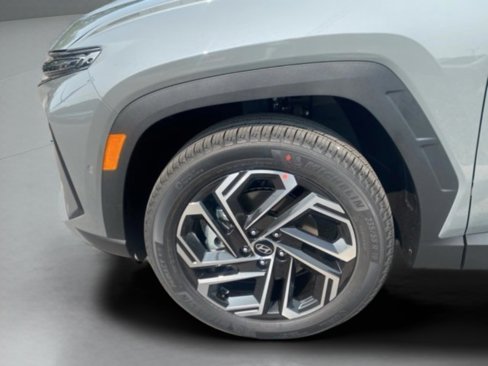 New 2026 Hyundai Tucson Limited image 12