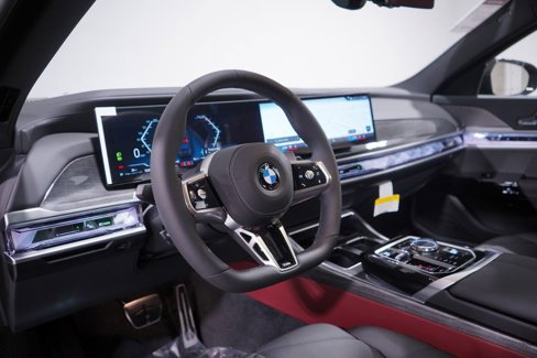 New 2026 BMW 740i w/ Premium Package image 6