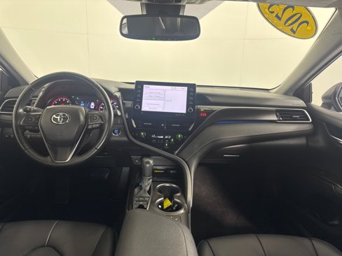 Used 2023 Toyota Camry XSE image 27