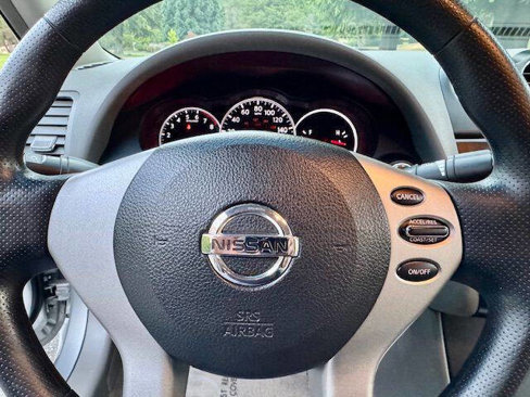 Used 2010 Nissan Altima 2.5 image 17