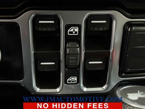 Used 2024 Jeep Wrangler Sport S image 40