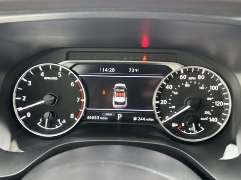 Used 2023 Nissan Rogue S image 23