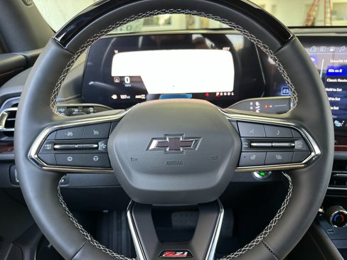 New 2025 Chevrolet Traverse Z71 image 29