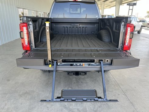 New 2025 Ford F250 Lariat w/ Lariat Ultimate Package image 20
