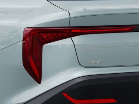 New 2025 Kia K4 LXS image 12