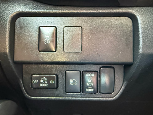 Used 2022 Toyota Tacoma TRD Off-Road image 10