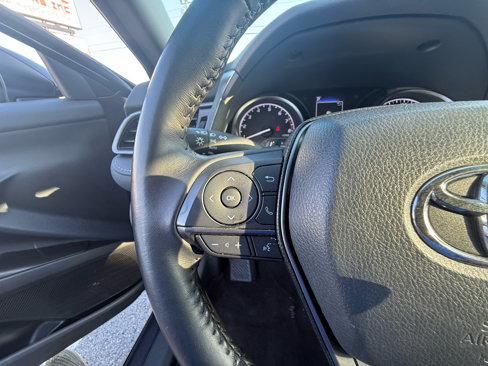 Used 2024 Toyota Camry SE image 20