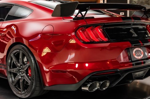Used 2021 Ford Mustang Shelby GT500 w/ Carbon Fiber Track Pack image 34