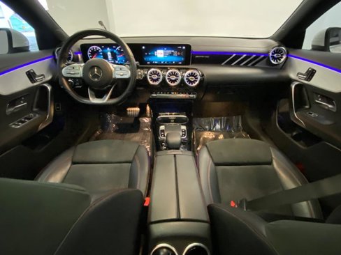 Used 2020 Mercedes-Benz CLA 35 AMG 4MATIC image 27