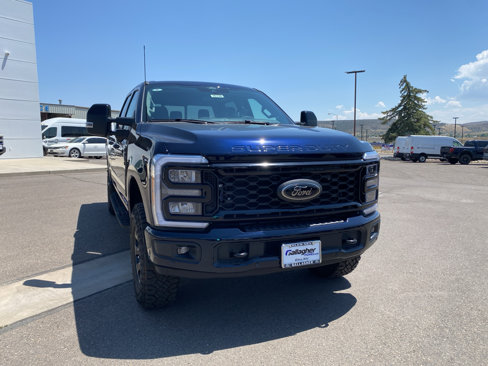 New 2025 Ford F350 4x4 Crew Cab Super Duty image 17