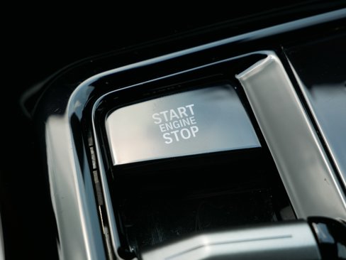 Used 2025 BMW 540i xDrive image 27