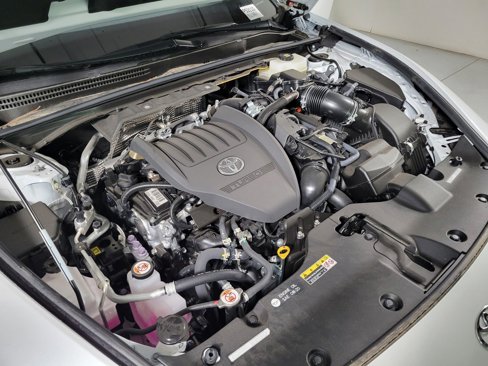 Used 2025 Toyota Crown Platinum image 9