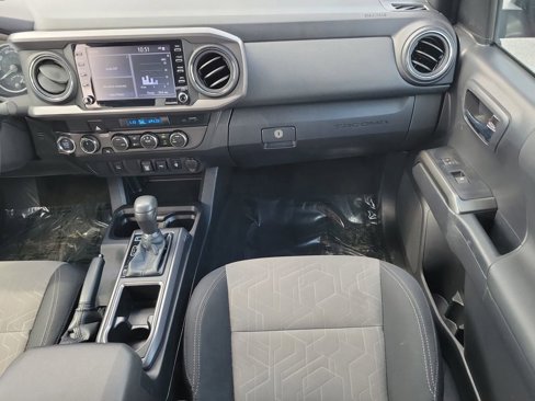 Used 2023 Toyota Tacoma TRD Off-Road image 12