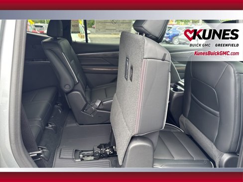 New 2026 Buick Enclave Avenir w/ Super Cruise Package image 57