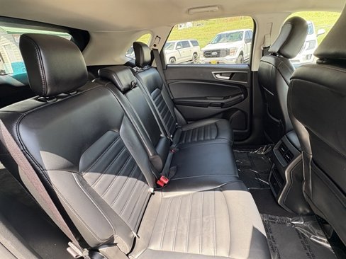 Used 2024 Ford Edge SEL image 44