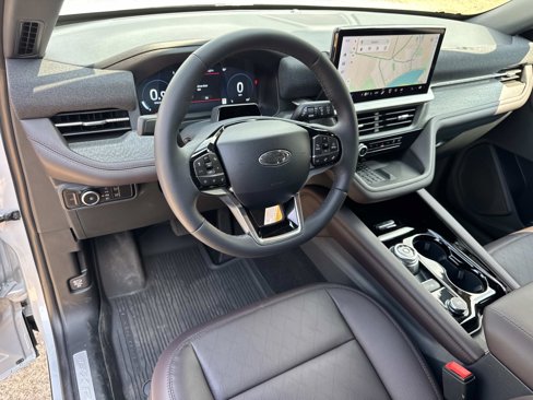 New 2025 Ford Explorer Platinum image 10