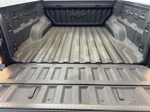 Used 2025 Chevrolet Colorado LT w/ Advanced Trailering Package image 25