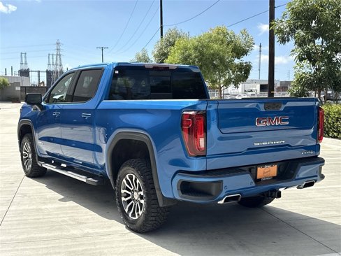 Used 2023 GMC Sierra 1500 AT4 w/ Technology Package image 5