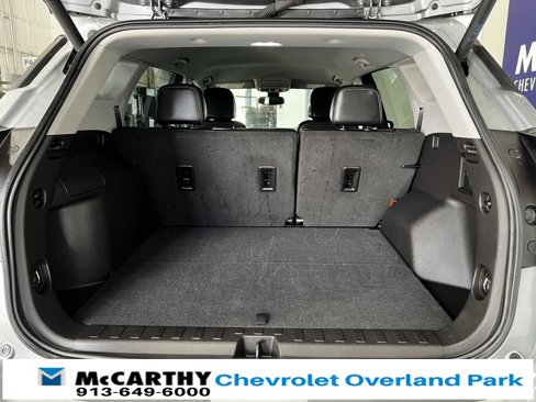 Used 2024 GMC Terrain SLT image 26