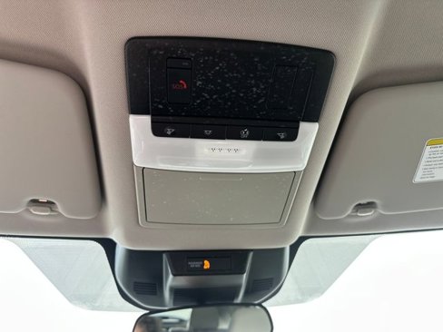 Certified 2025 Nissan Rogue SV image 24