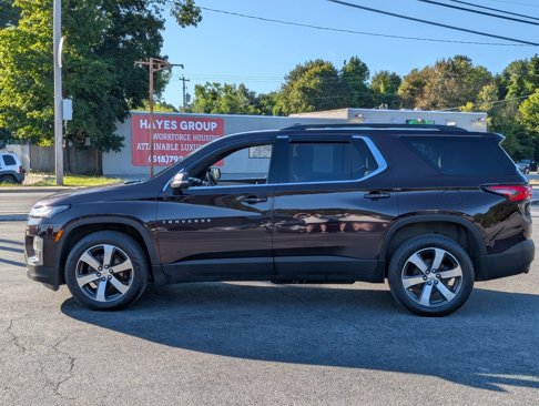 Used 2022 Chevrolet Traverse LT w/ LT Premium Package image 8